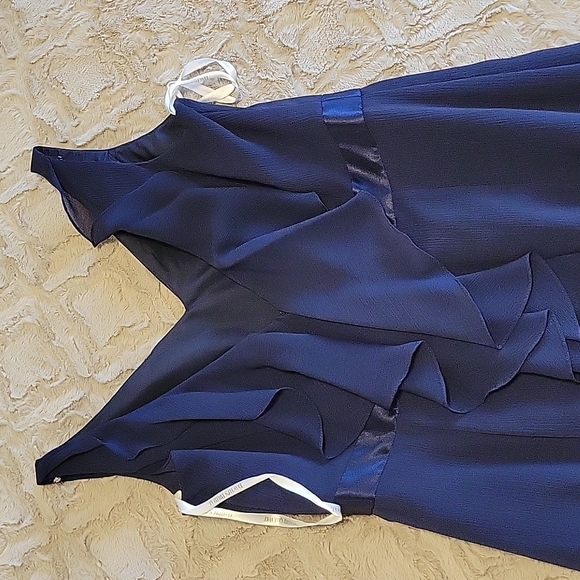 David's Bridal Chiffon Dress - Picture 3 of 7